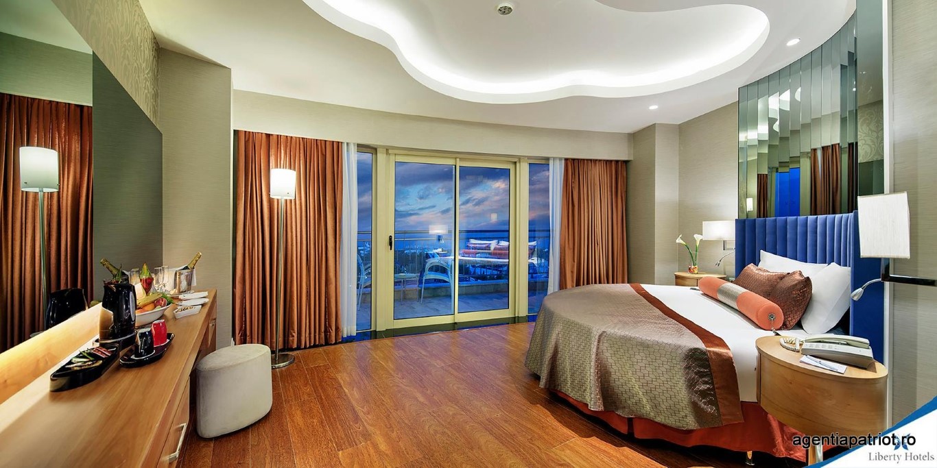 imagini hotel LIBERTY LARA BEACH